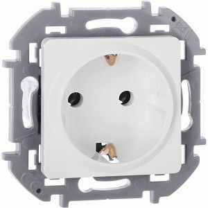 Розетка 2K+3 16 A 250B INSPIRIA белая 673720